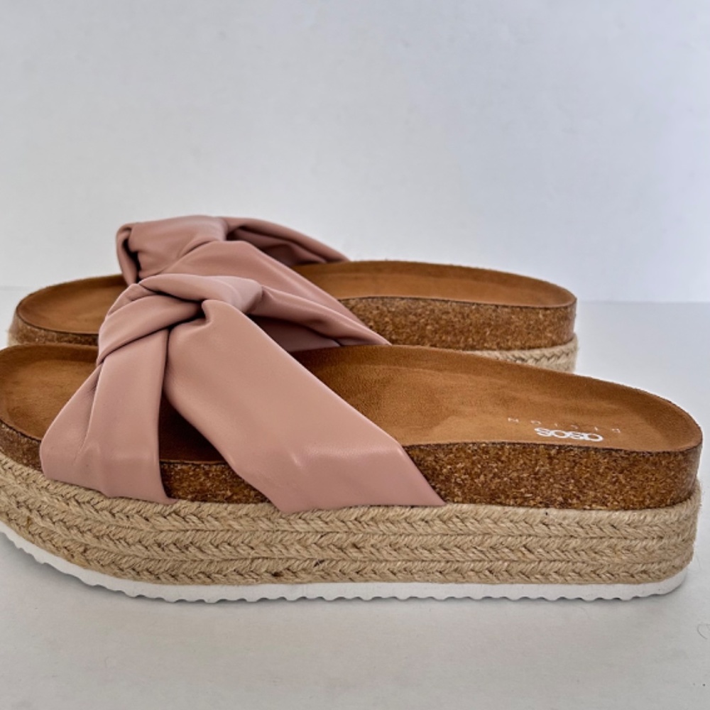 Pink Sandals - Picture 2 of 4